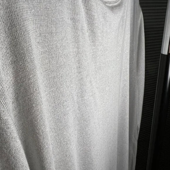 Talbots Tank Top & 3/4 Sleeve Cardigan Light Grey w/ Silver Metallic Thread - Picture 4 of 4